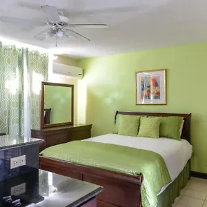 Aparthotel 10, Ocho Rios